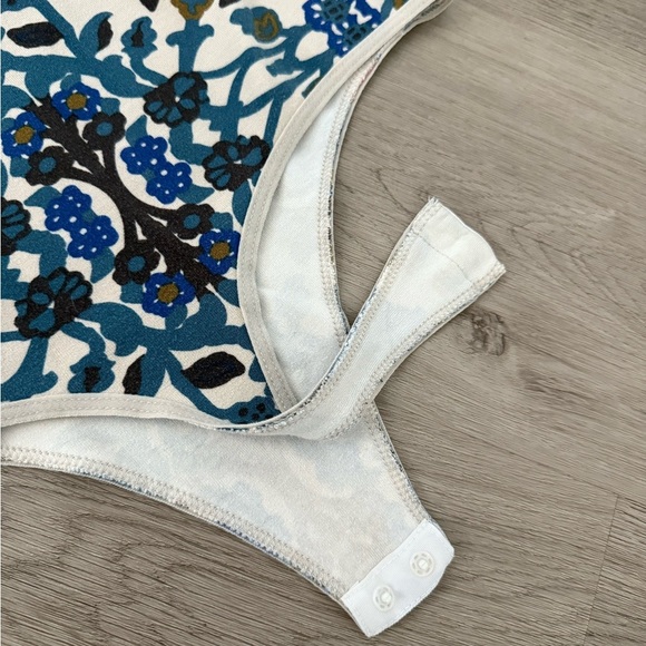 Free People Intimately Printed Mock Neck Bodysuit | Size S - Picture 4 of 5